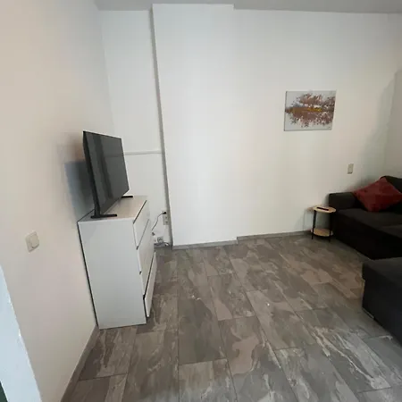 Gaestehaus Hemetsberger アパート Attnang-Puchheim