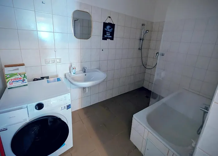 Hemetsberger Apartment *